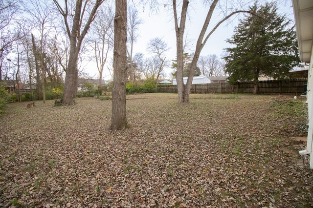 2907 Dunmore Dr, Nashville, TN 37214