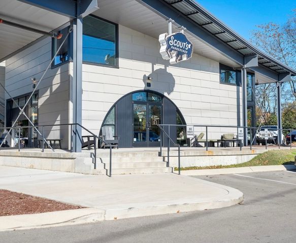 2907 Dunmore Dr, Nashville, TN 37214