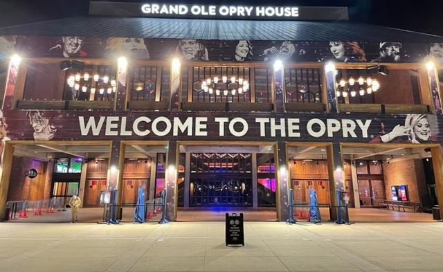 2907 Dunmore Dr, Nashville, TN 37214