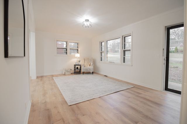 2907 Dunmore Dr, Nashville, TN 37214