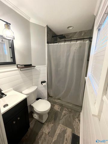 42 Sherwood Drive, Scottsboro, AL 35769