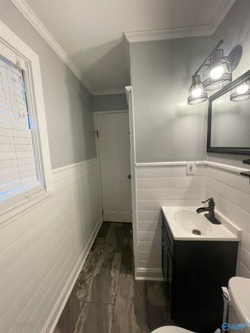 42 Sherwood Drive, Scottsboro, AL 35769