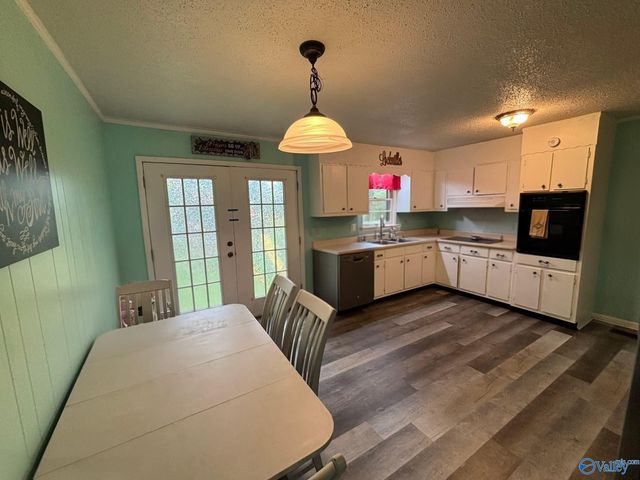 42 Sherwood Drive, Scottsboro, AL 35769