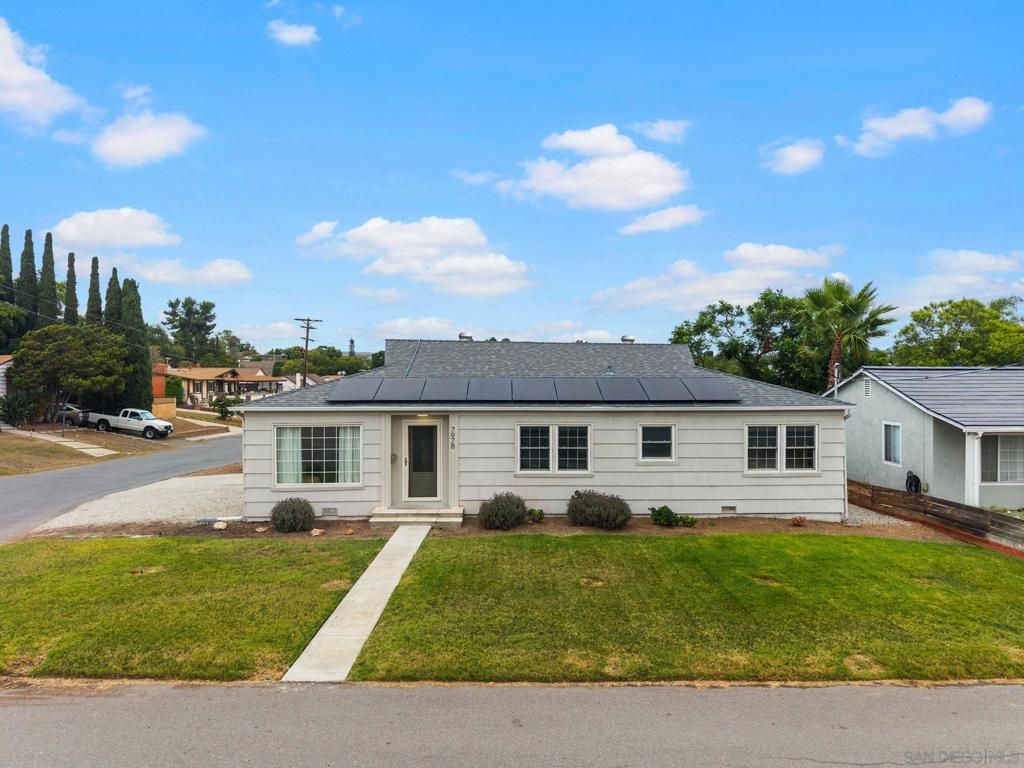 7978 Canton, Lemon Grove, CA 91945