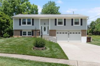 233 Royal Oaks Drive, Fairborn, OH 45324