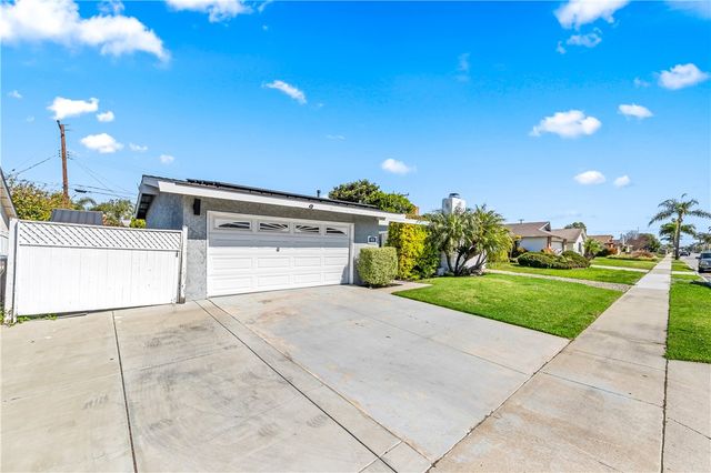 6511 Halifax Drive, Huntington Beach, CA 92647