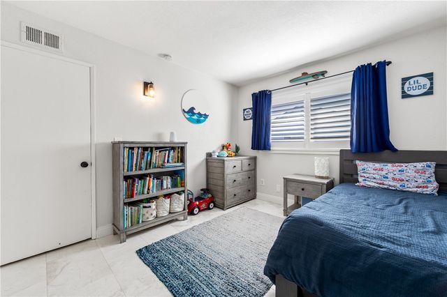 6511 Halifax Drive, Huntington Beach, CA 92647