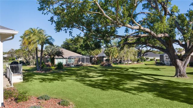 8715 SE 176TH LOWNDES PLACE, The Villages, FL 32162