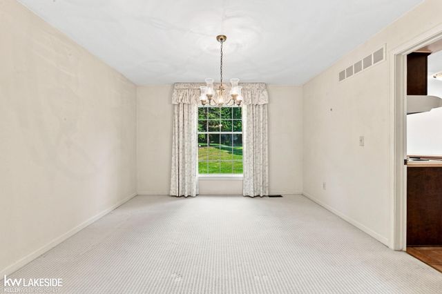 46100 Amesbury Street, Plymouth, MI 48170
