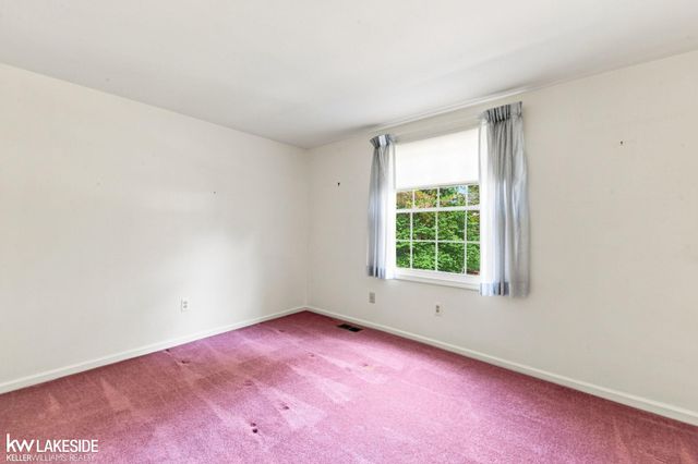 46100 Amesbury Street, Plymouth, MI 48170