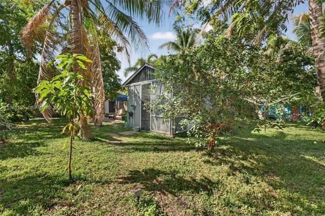 4280 NE 11th Ter, Pompano Beach, FL 33064