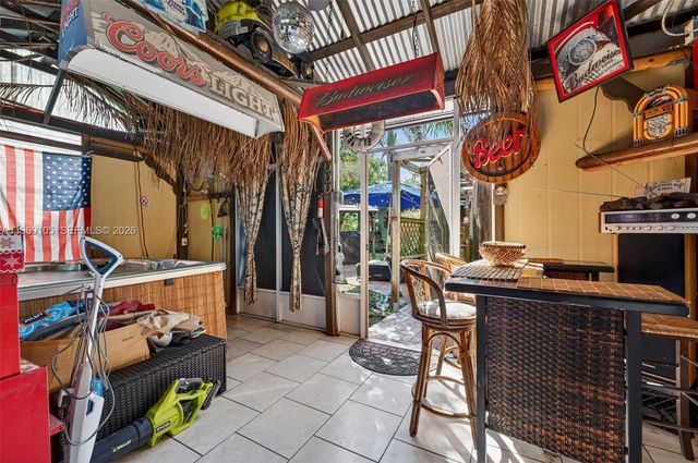 4280 NE 11th Ter, Pompano Beach, FL 33064