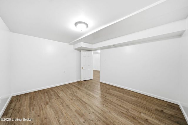 4109 Stony Brook Dr, Louisville, KY 40299