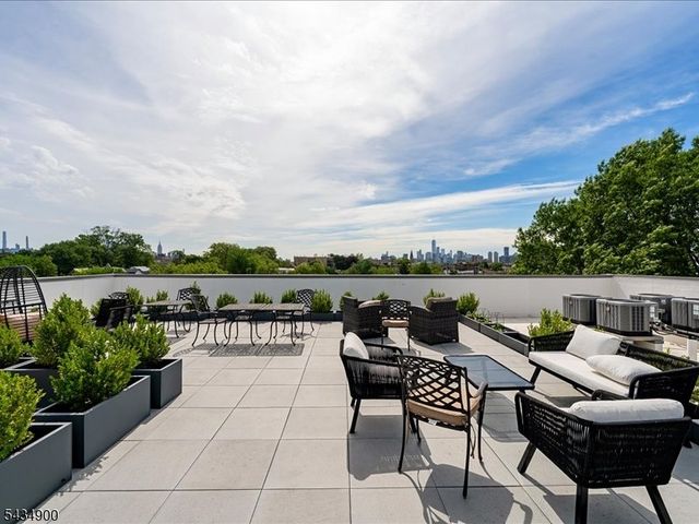 3316 John F Kennedy Blvd 404, Jersey City, NJ 07307
