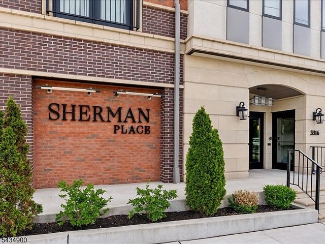 3316 John F Kennedy Blvd 404, Jersey City, NJ 07307