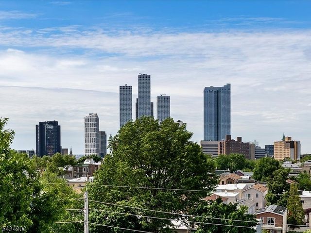 3316 John F Kennedy Blvd 404, Jersey City, NJ 07307