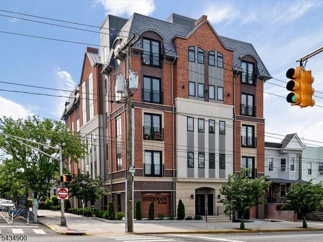3316 John F Kennedy Blvd 404, Jersey City, NJ 07307