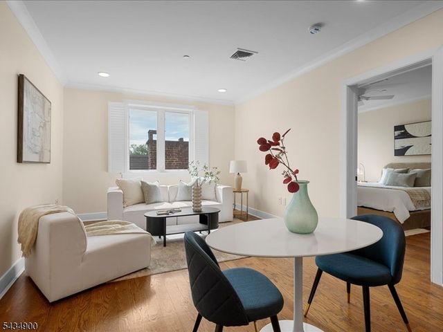 3316 John F Kennedy Blvd 404, Jersey City, NJ 07307