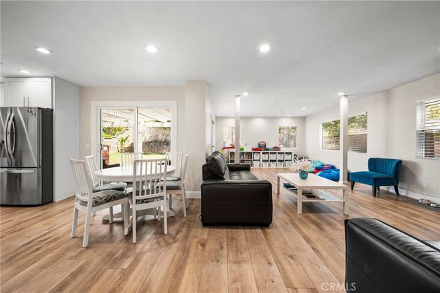 27184 Highlands Lane, Valencia, CA 91354