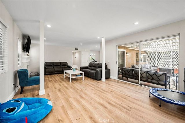 27184 Highlands Lane, Valencia, CA 91354