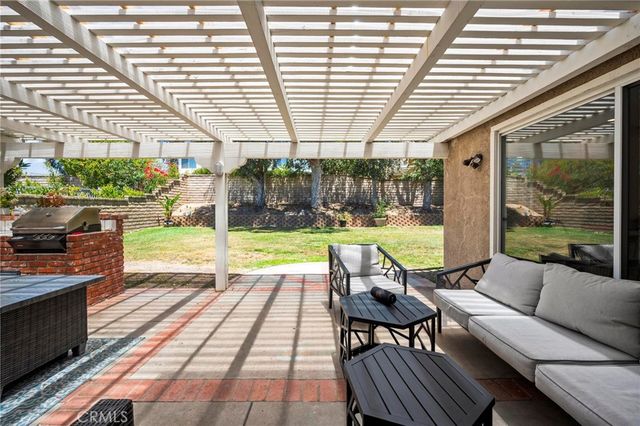 27184 Highlands Lane, Valencia, CA 91354