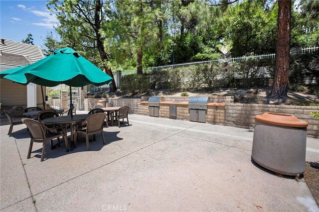 27184 Highlands Lane, Valencia, CA 91354