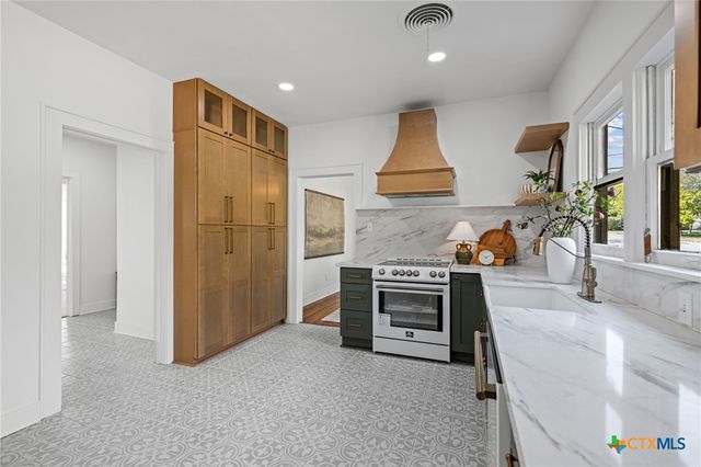 1119 N 1st Street, Temple, TX 76501