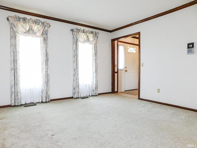 120 Lindenwood Drive, Bluffton, IN 46714