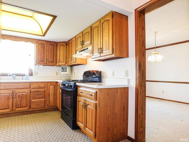 120 Lindenwood Drive, Bluffton, IN 46714