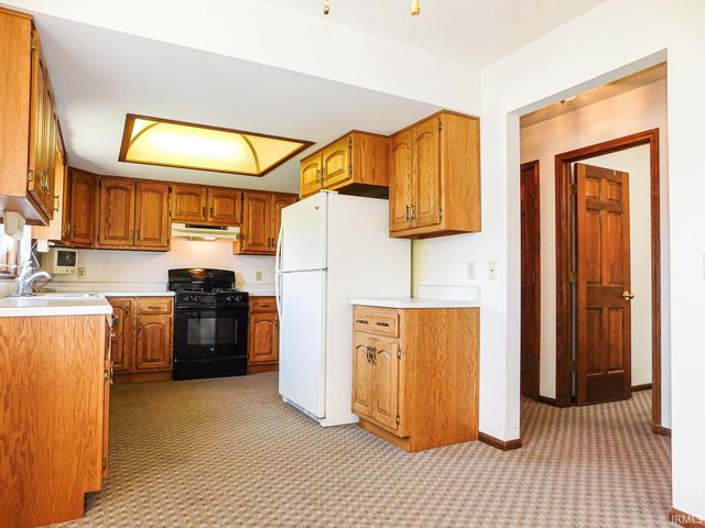 120 Lindenwood Drive, Bluffton, IN 46714