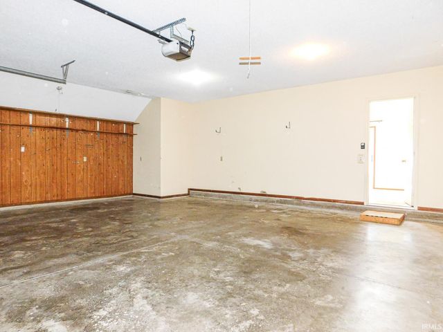 120 Lindenwood Drive, Bluffton, IN 46714