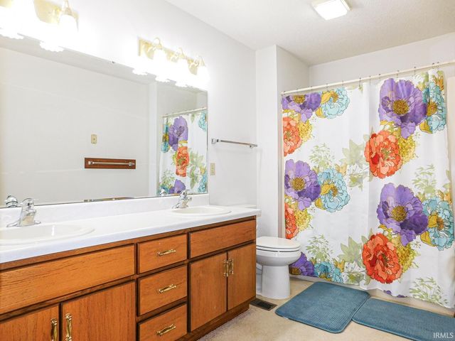 120 Lindenwood Drive, Bluffton, IN 46714