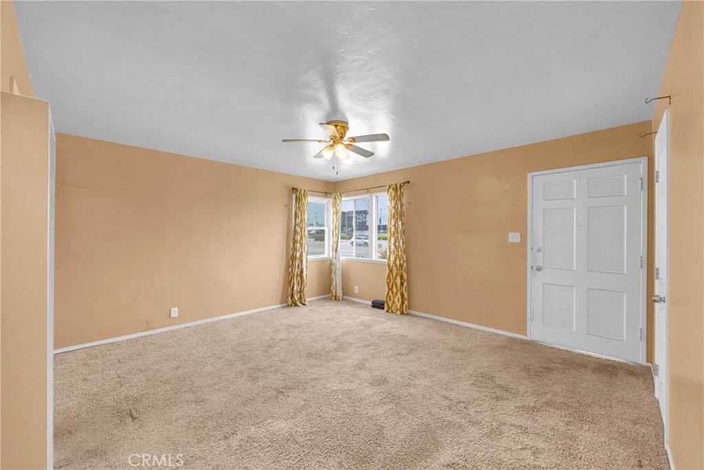 Image 11 of property listing at 3581 Cherry, Long Beach, CA 90807