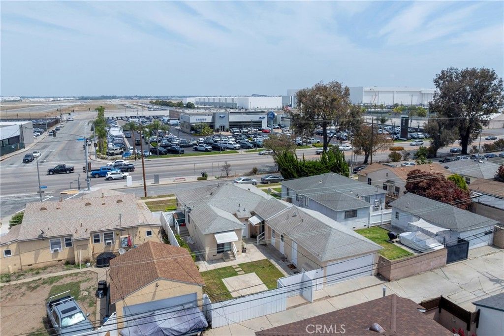 Image 41 of property listing at 3581 Cherry, Long Beach, CA 90807