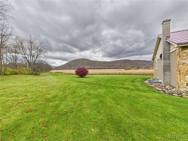 6127 Mutton Hollow Road, Great Valley, NY 14741