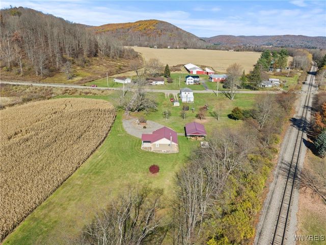 6127 Mutton Hollow Road, Great Valley, NY 14741