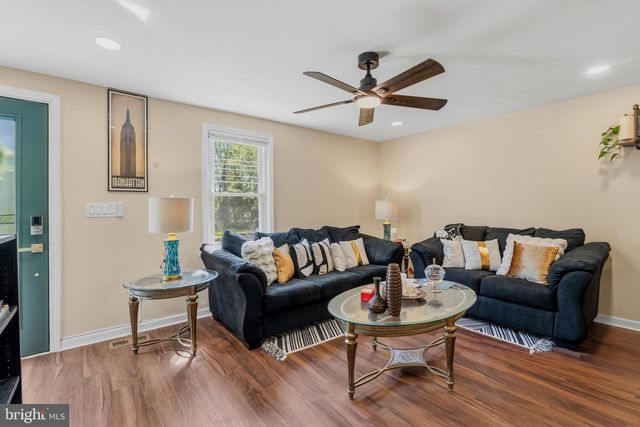 227 PRINCETON AVE, Hamilton, NJ 08619