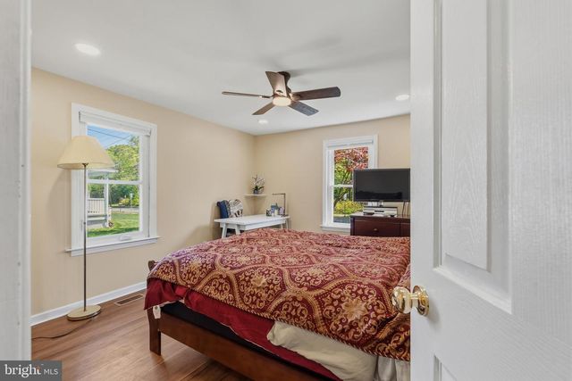 227 PRINCETON AVE, Hamilton, NJ 08619