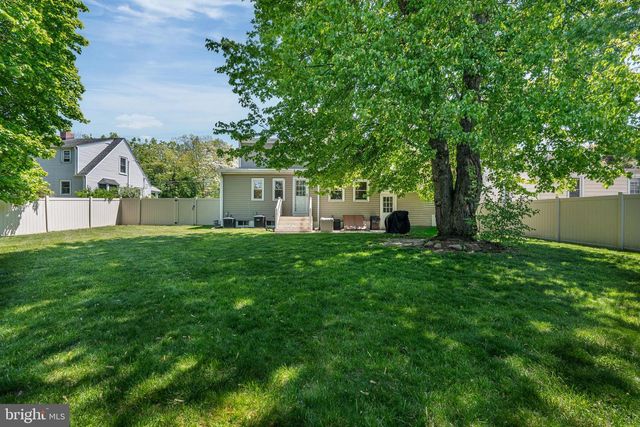 227 PRINCETON AVE, Hamilton, NJ 08619