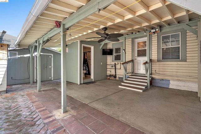 36863 Elm St, Newark, CA 94560