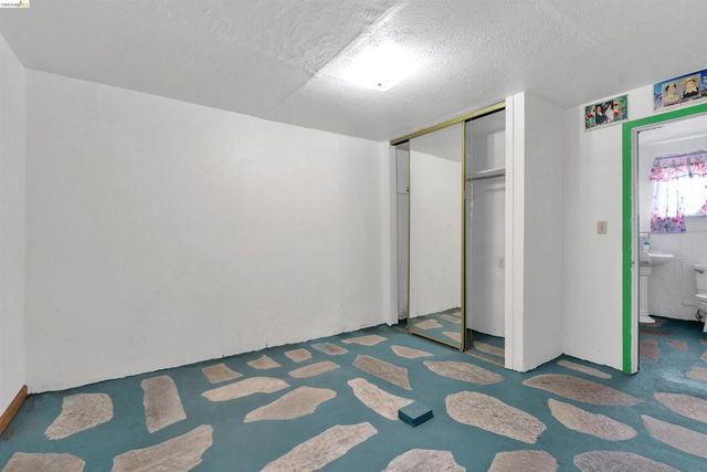 36863 Elm St, Newark, CA 94560