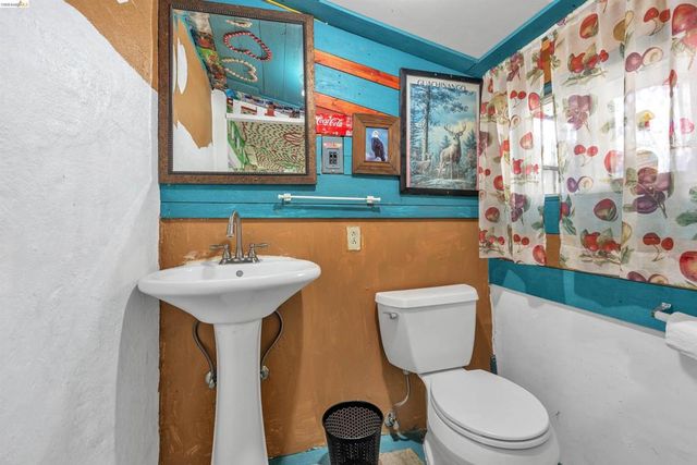 36863 Elm St, Newark, CA 94560