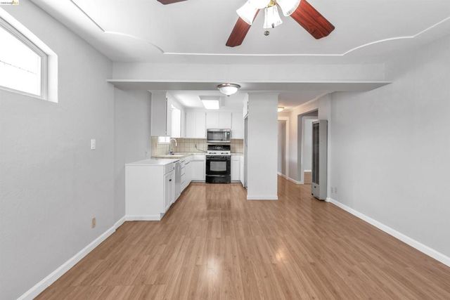 36863 Elm St, Newark, CA 94560