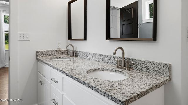 2547 Autumn Ridge Lane, Greenville, NC 27834