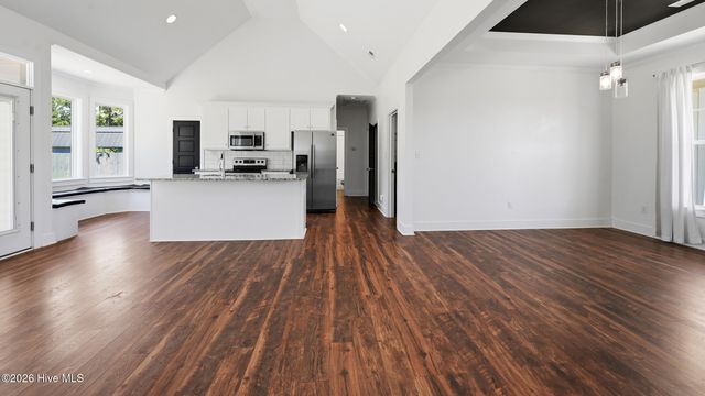 2547 Autumn Ridge Lane, Greenville, NC 27834