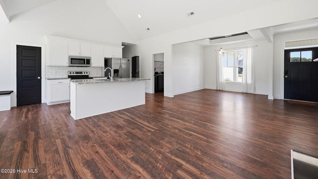 2547 Autumn Ridge Lane, Greenville, NC 27834