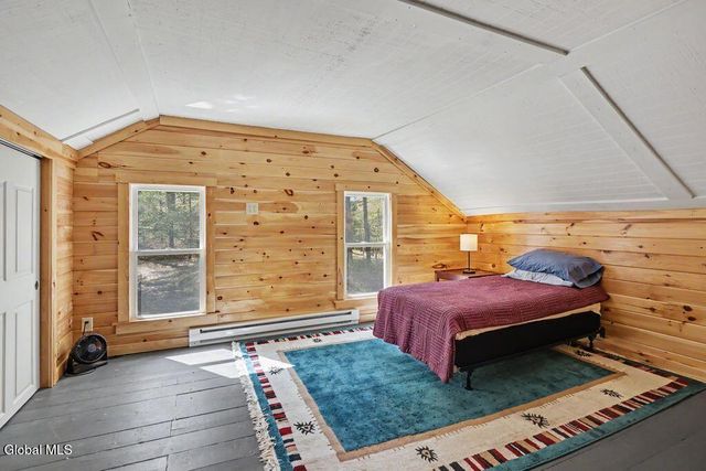 13 Young Road, Middle Grove, NY 12850