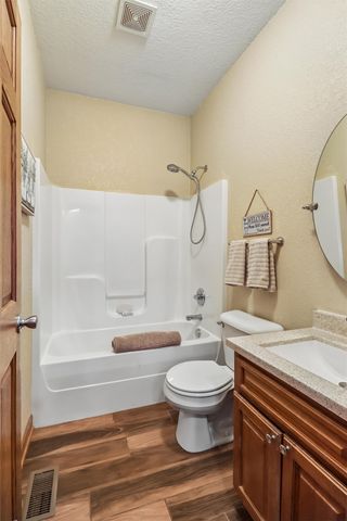 1716 NW Gabus Drive, Grimes, IA 50111