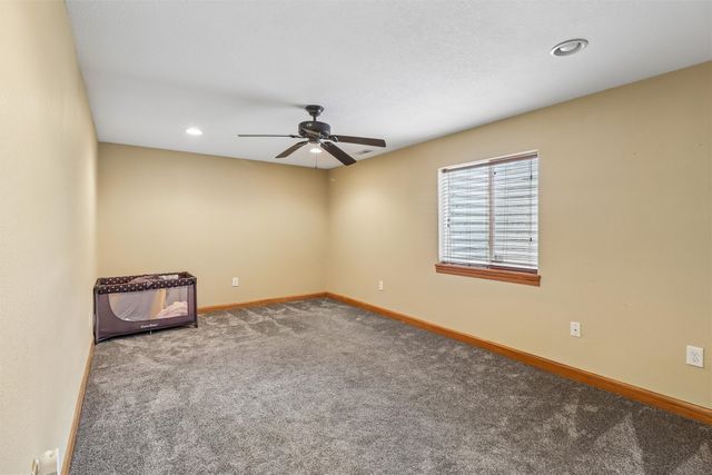 1716 NW Gabus Drive, Grimes, IA 50111