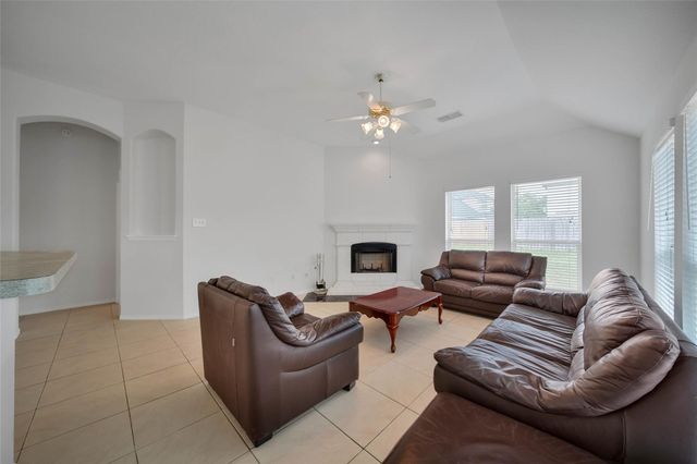 9918 Memorial Crossing Drive, Tomball, TX 77375